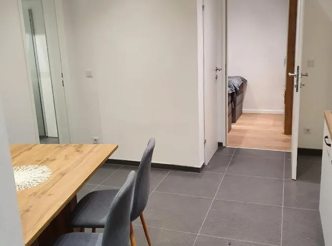 Smarte Dachgeschosswohnung Mit 2 Terrassen Direkt Am Hauptbahnhof Διαμέρισμα *