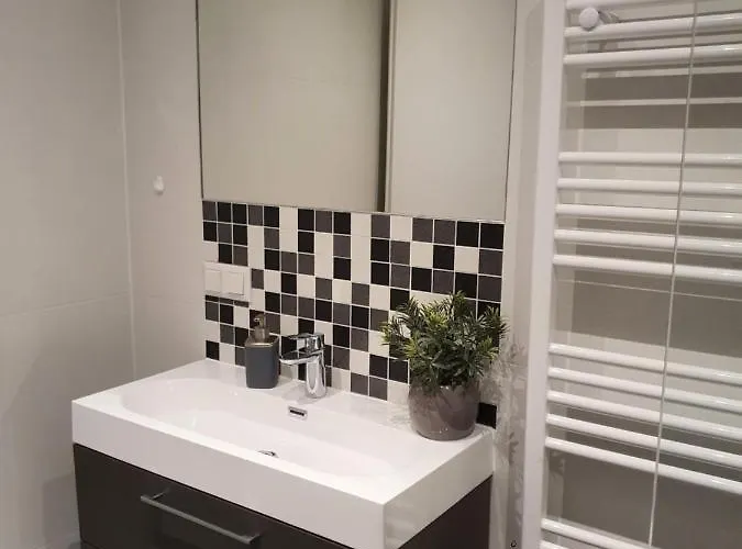Smarte Dachgeschosswohnung Mit 2 Terrassen Direkt Am Hauptbahnhof Βιέννη