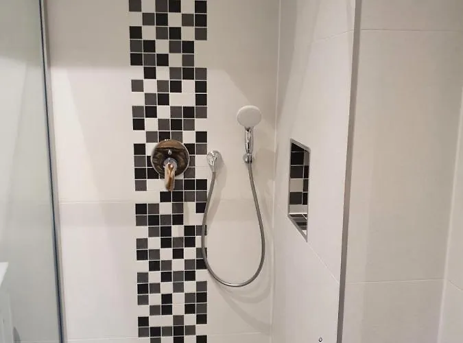 Smarte Dachgeschosswohnung Mit 2 Terrassen Direkt Am Hauptbahnhof Διαμέρισμα Βιέννη